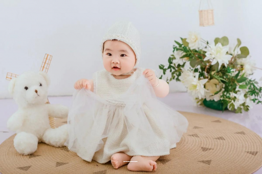哈密孕妇几个月开始显怀